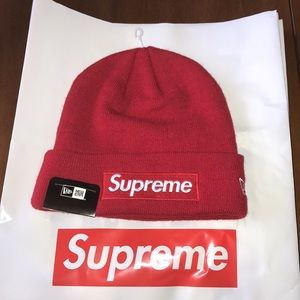 Supreme x New Era Beanie